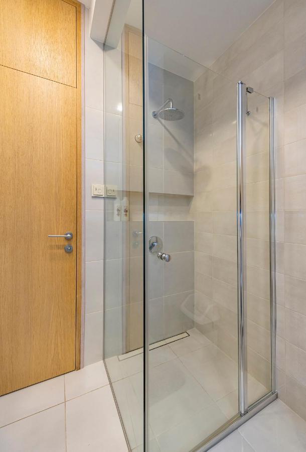 Deluxe River View Apartment By Polo Apartment Kaunas Bagian luar foto