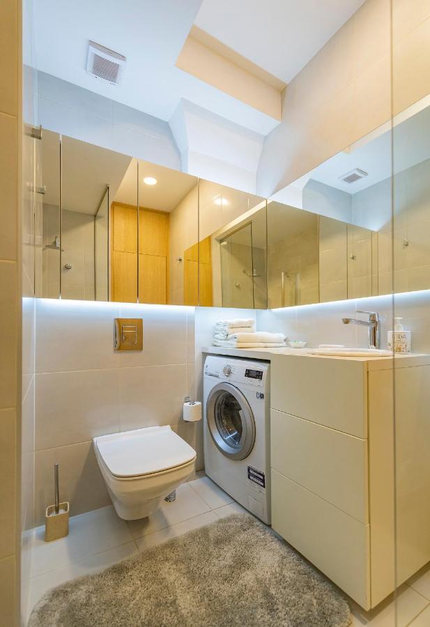 Deluxe River View Apartment By Polo Apartment Kaunas Bagian luar foto